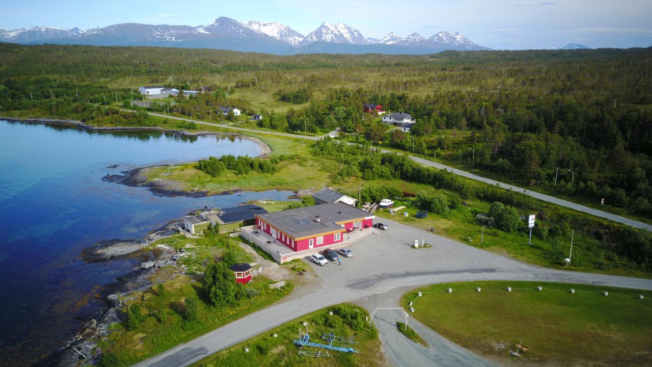 Vikran Vacation: Sea Fishing And Northern Lights Esterno foto